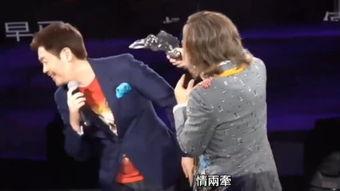 闪耀 在线观看,在线观看，探索青春光芒的璀璨之旅